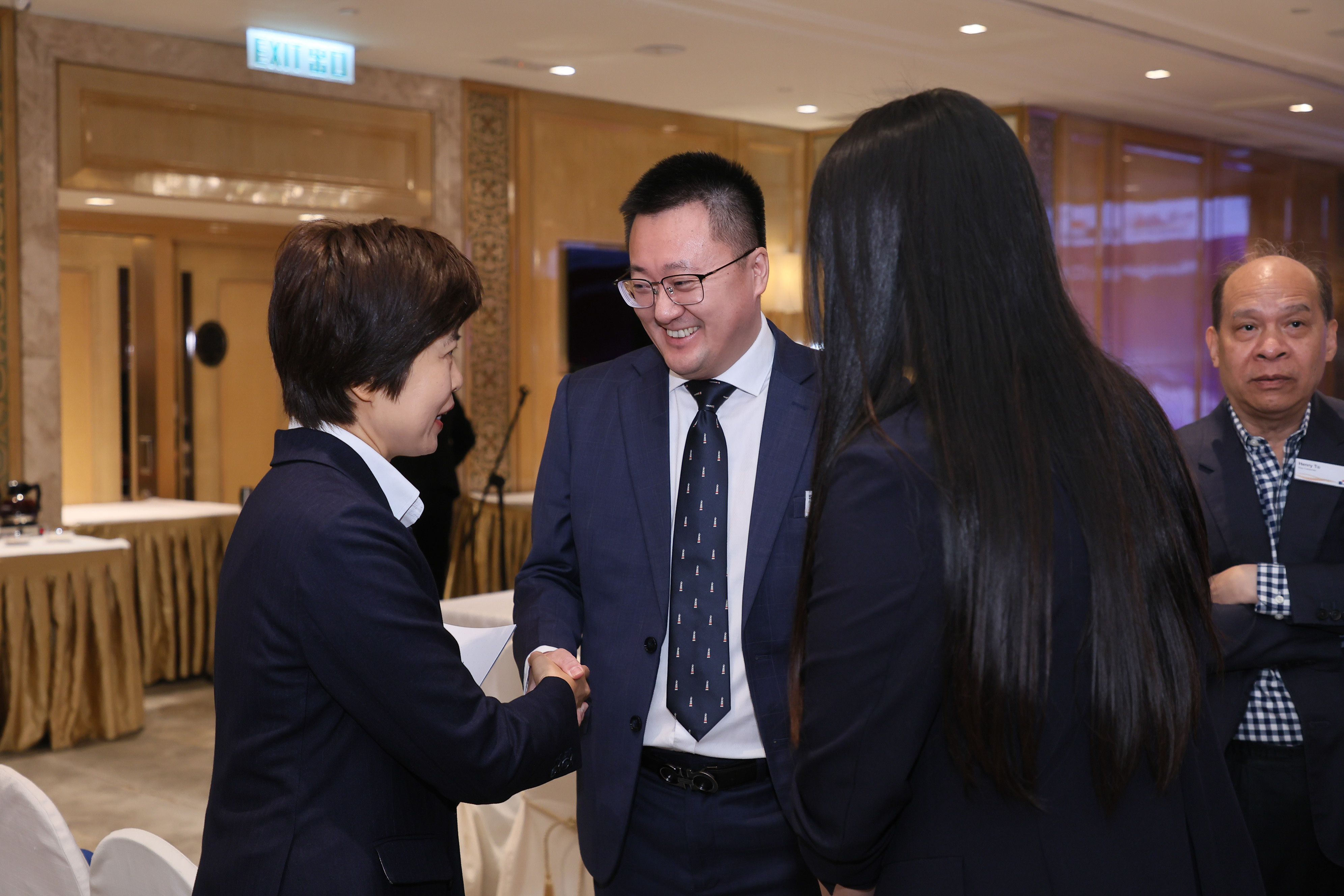 HKFI x IUMI Seminar – "Navigating Challenges & Opportunities in Global Seas" cum Memorandum of Understanding Signing Ceremony between Hong Kong Maritime and Port Development Board and International Union of Marine Insurance