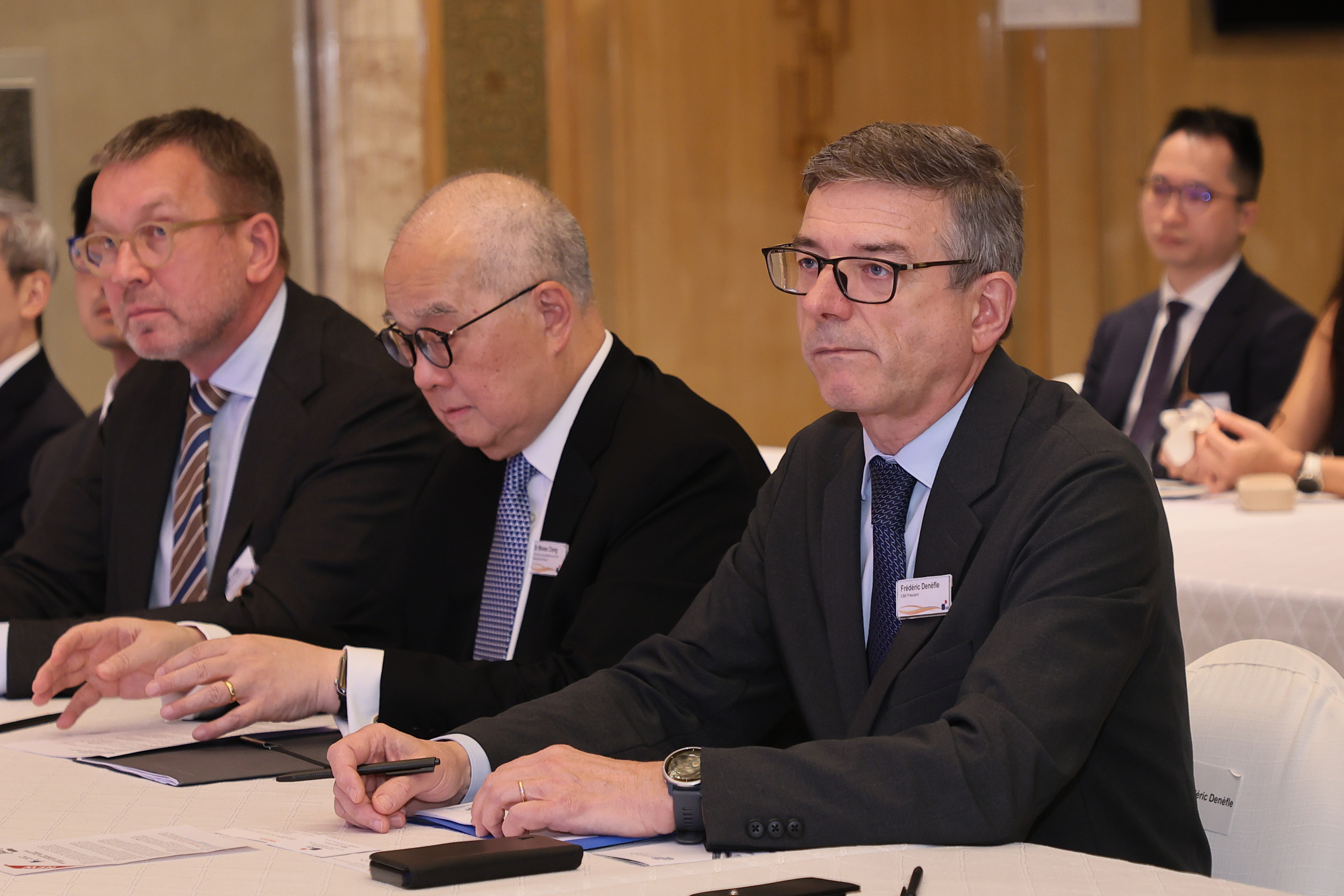 HKFI x IUMI Seminar – "Navigating Challenges & Opportunities in Global Seas" cum Memorandum of Understanding Signing Ceremony between Hong Kong Maritime and Port Development Board and International Union of Marine Insurance