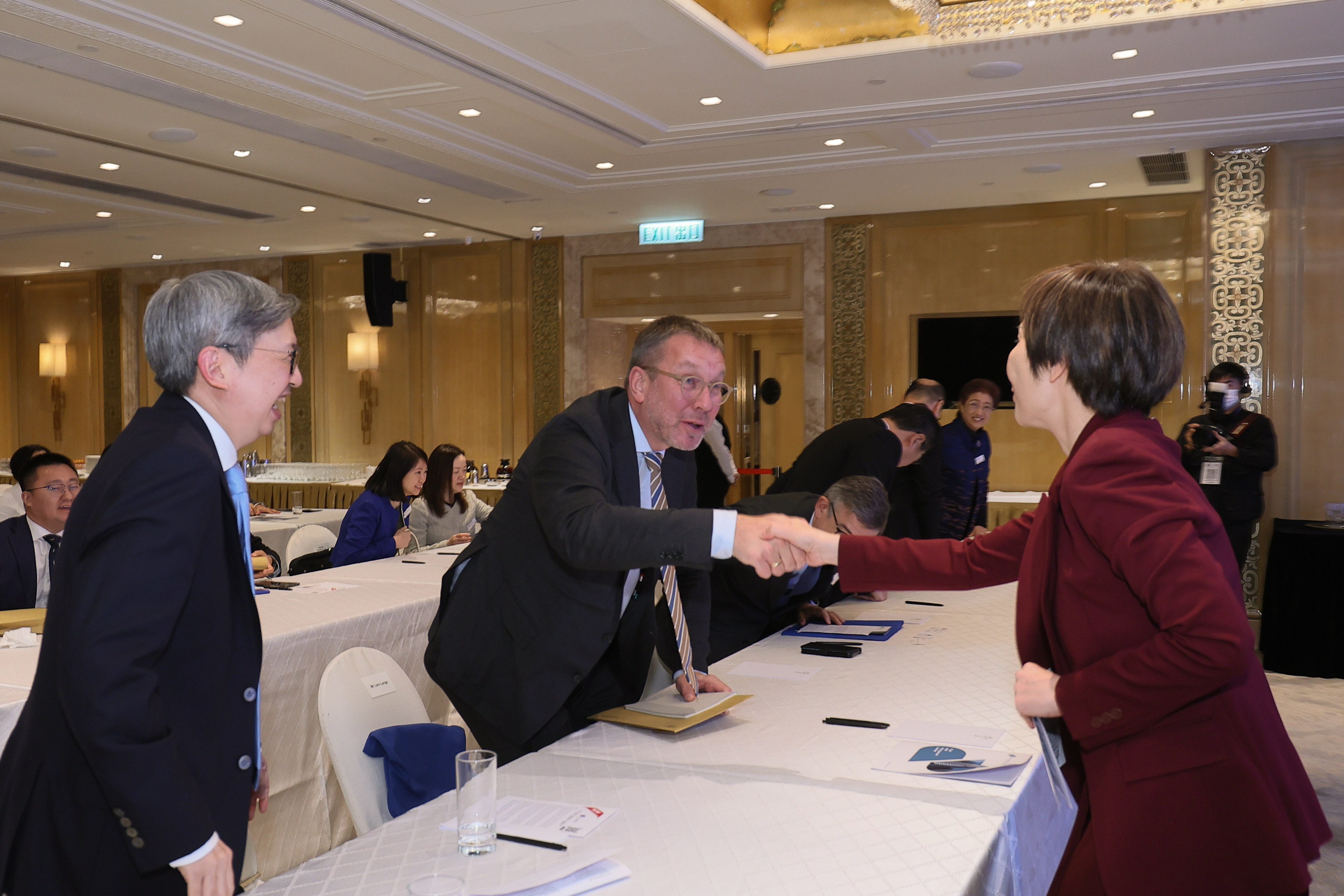 HKFI x IUMI Seminar – "Navigating Challenges & Opportunities in Global Seas" cum Memorandum of Understanding Signing Ceremony between Hong Kong Maritime and Port Development Board and International Union of Marine Insurance