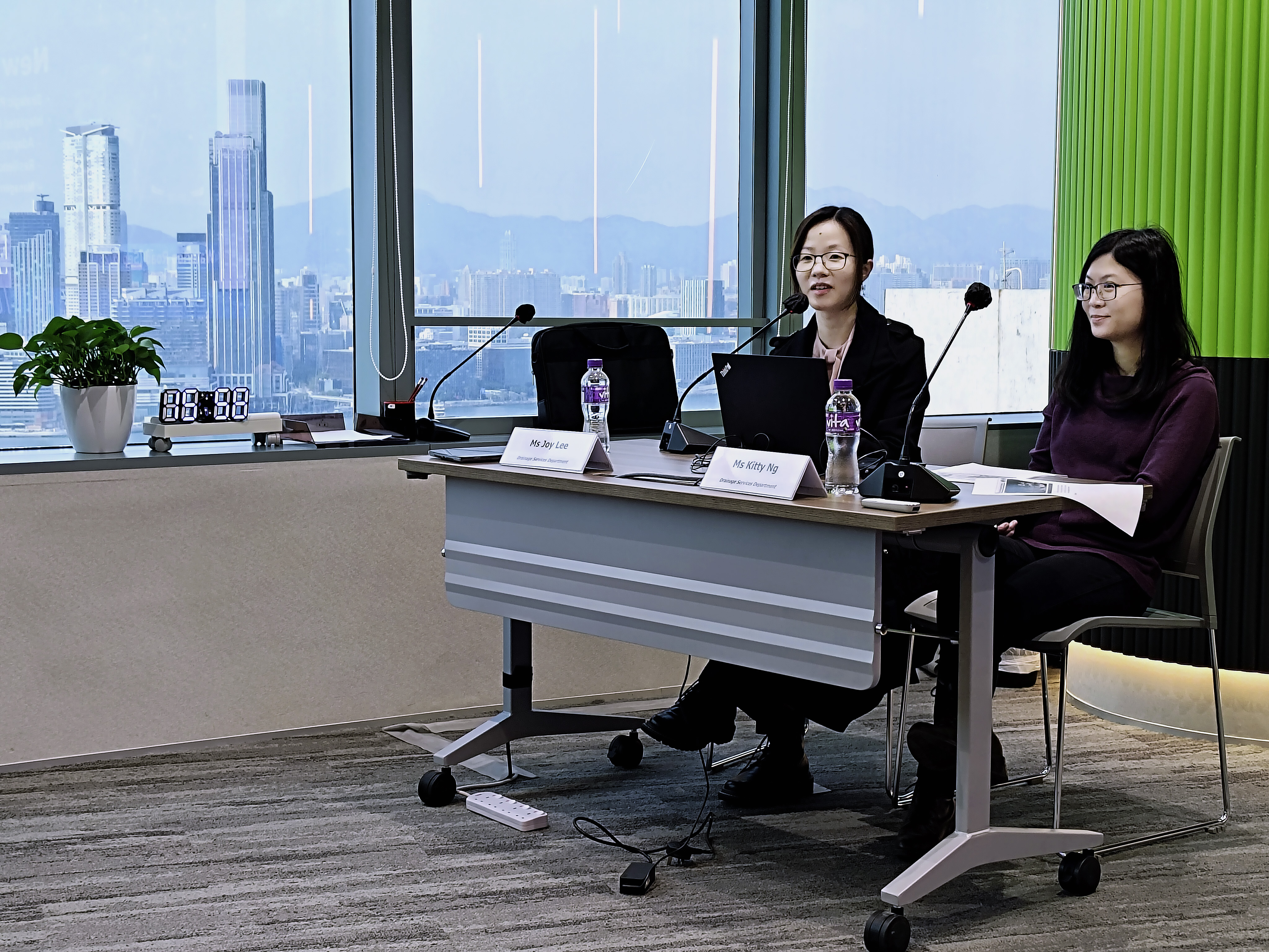 Sharing session with DSD and CEDD on the Government’s latest Integrated Flood Management initiatives 