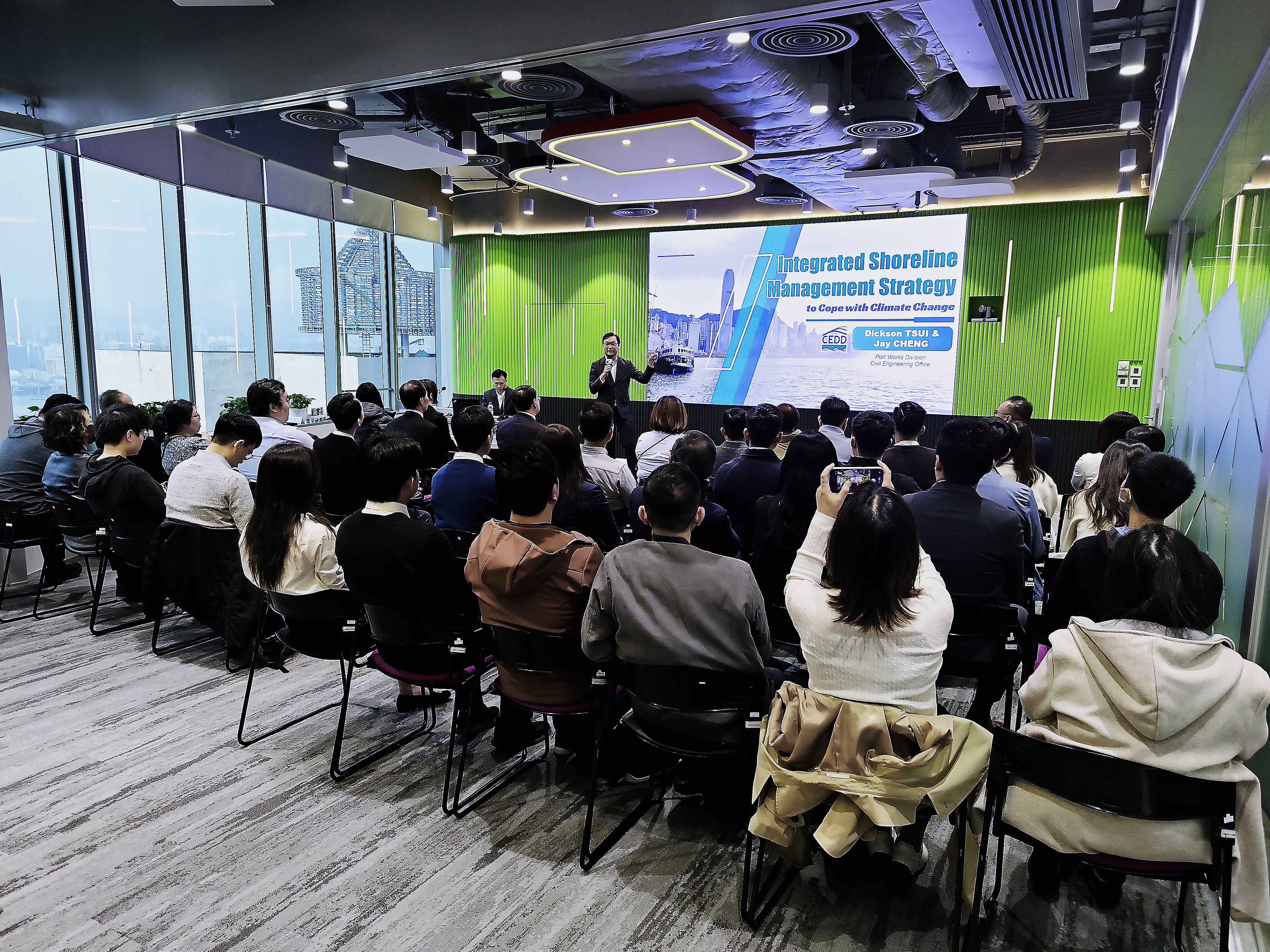 Sharing session with DSD and CEDD on the Government’s latest Integrated Flood Management initiatives 