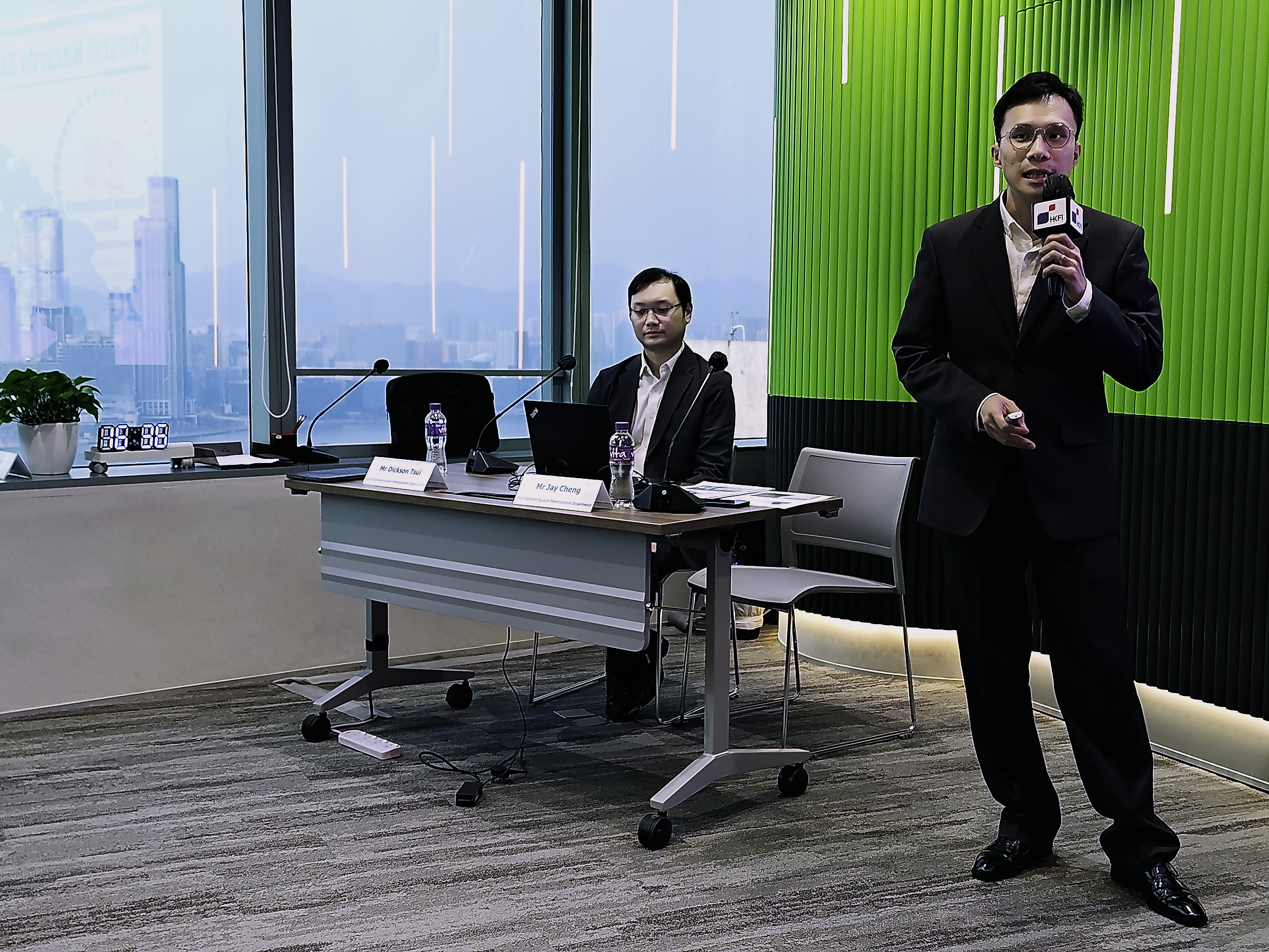 Sharing session with DSD and CEDD on the Government’s latest Integrated Flood Management initiatives 